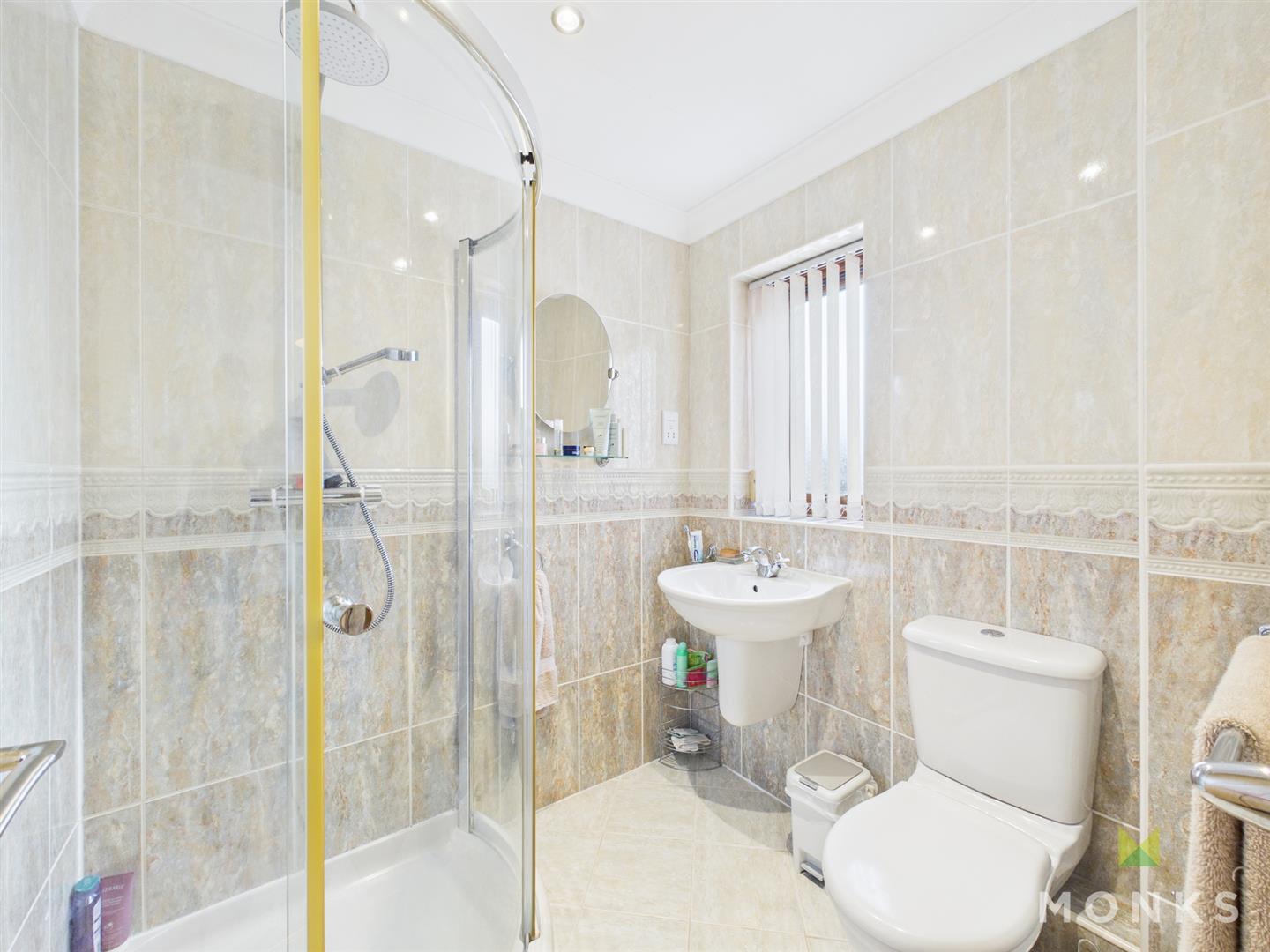 4 Queens Meadow, Queens Head, SY11 4FD For Sale 4 Queens Meadow, Queens Head, SY11 4FD For Sale